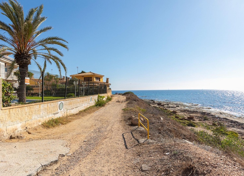 Reventa - Adosado - Torrevieja - Cala de cabo cervera