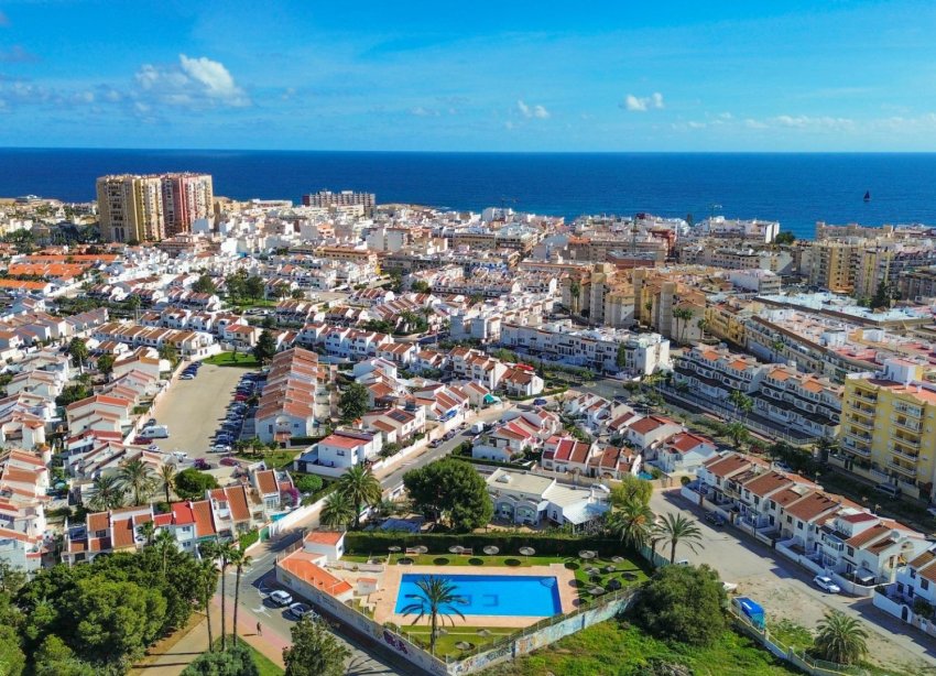 Reventa - Adosado - Torrevieja - Calas blanca