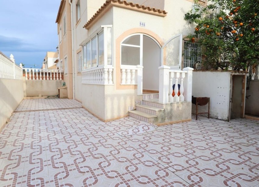 Reventa - Adosado - Torrevieja - El limonar