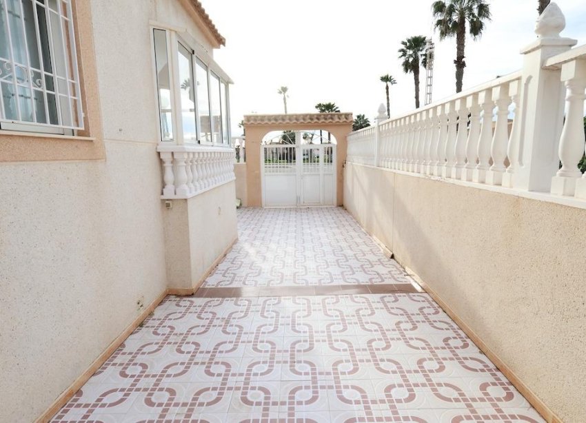 Reventa - Adosado - Torrevieja - El limonar