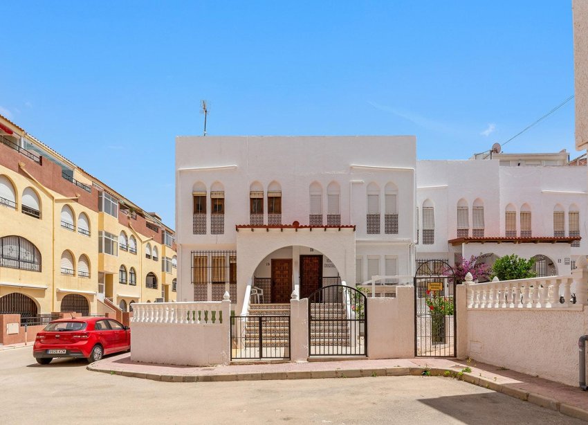 Reventa - Adosado - - Torrevieja - La Mata pueblo