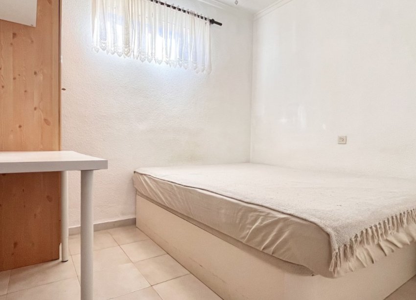 Reventa - Adosado - Torrevieja - La Siesta - El Salado -  Torreta