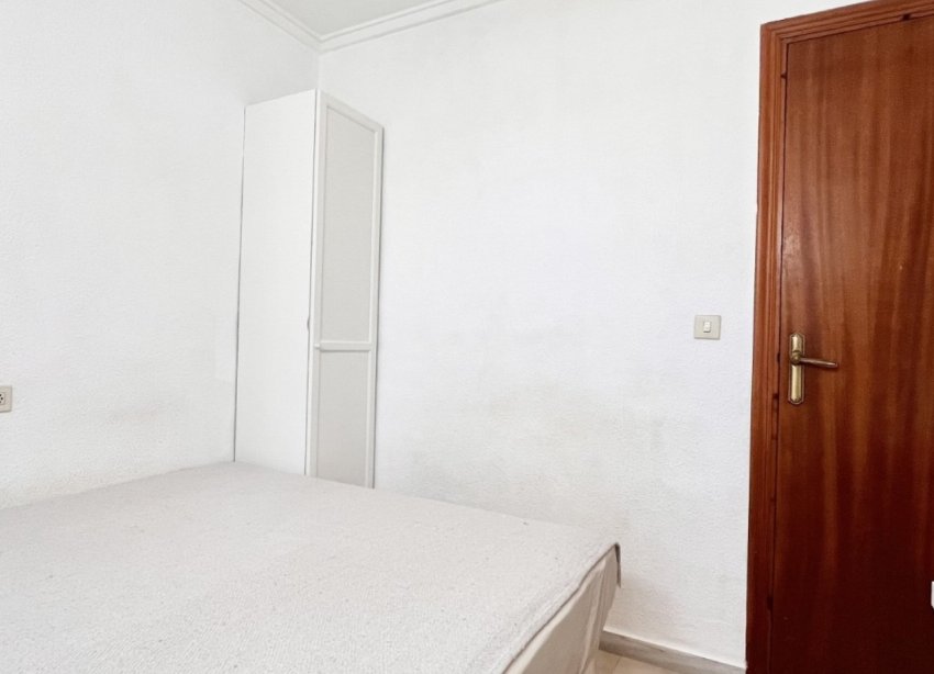 Reventa - Adosado - Torrevieja - La Siesta - El Salado -  Torreta