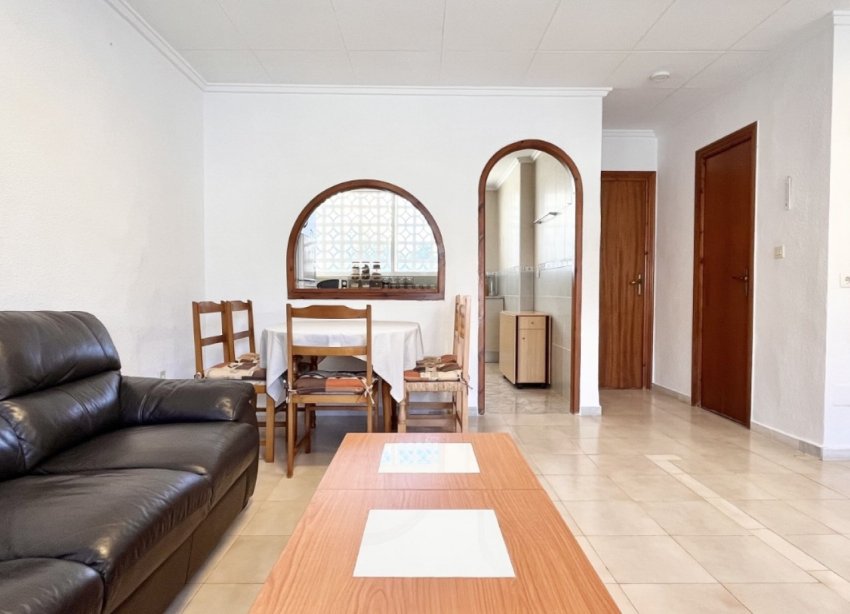 Reventa - Adosado - Torrevieja - La Siesta - El Salado -  Torreta