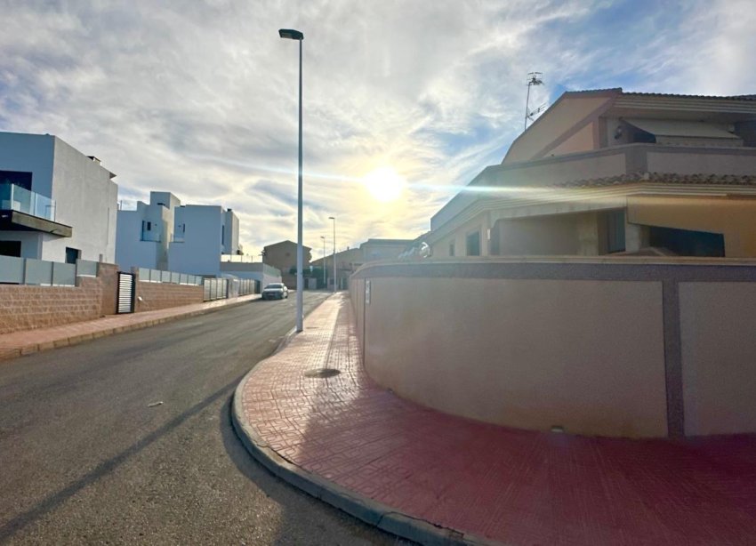 Reventa - Adosado - Torrevieja - La siesta