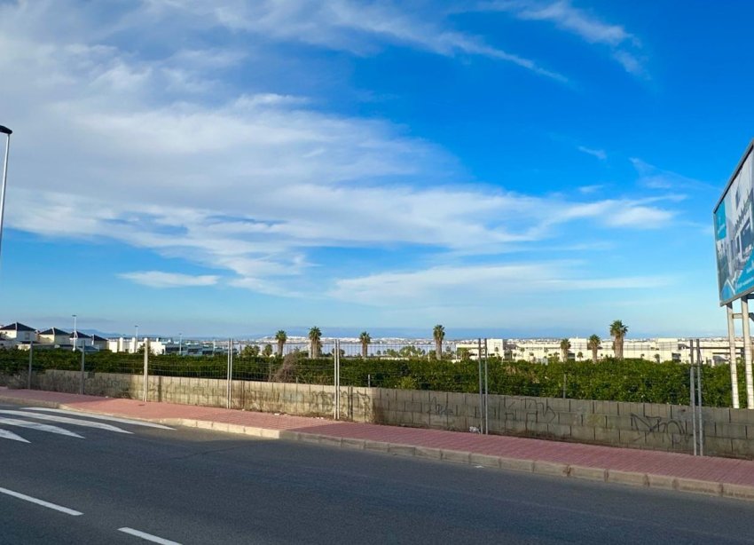 Reventa - Adosado - Torrevieja - La siesta
