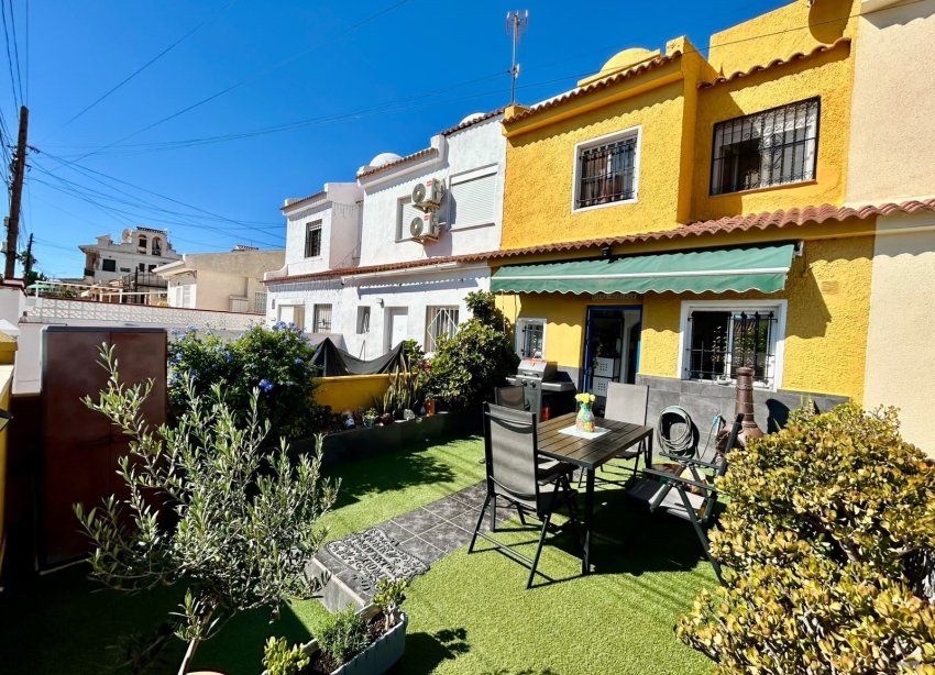 Reventa - Adosado - Torrevieja - La Siesta