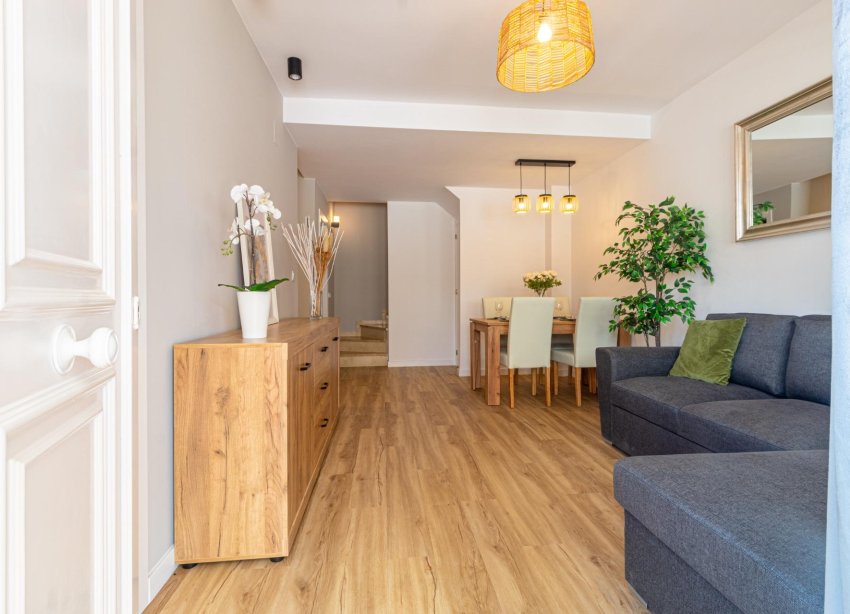 Reventa - Adosado - Torrevieja - Los altos