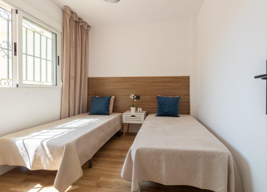 Reventa - Adosado - Torrevieja - Los altos