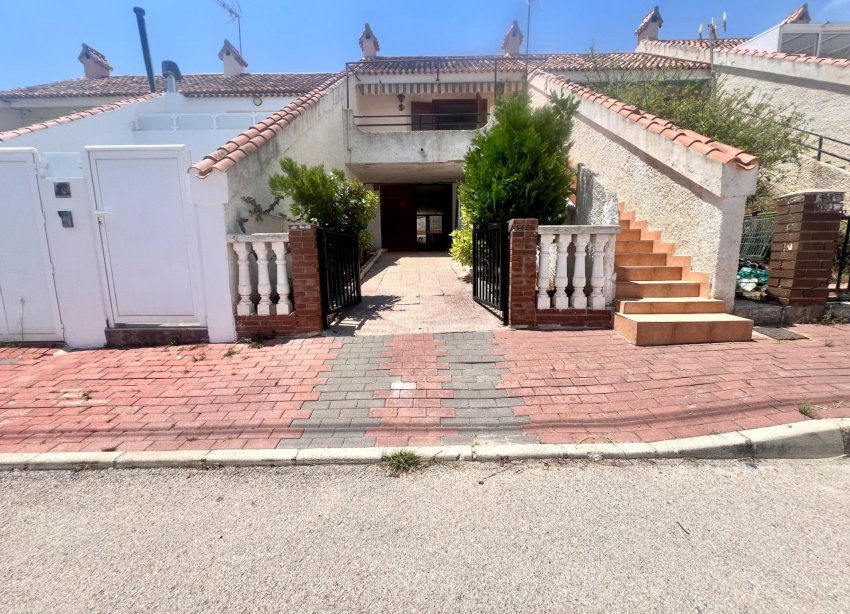 Reventa - Adosado - - Torrevieja - Los balcones