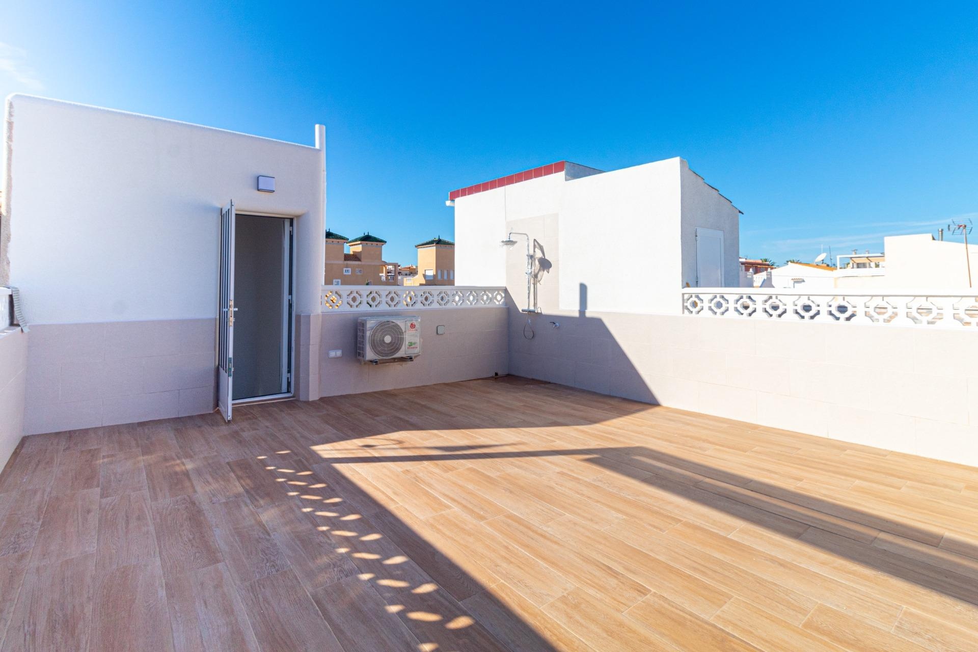 Reventa - Adosado - Torrevieja - Los Frutales