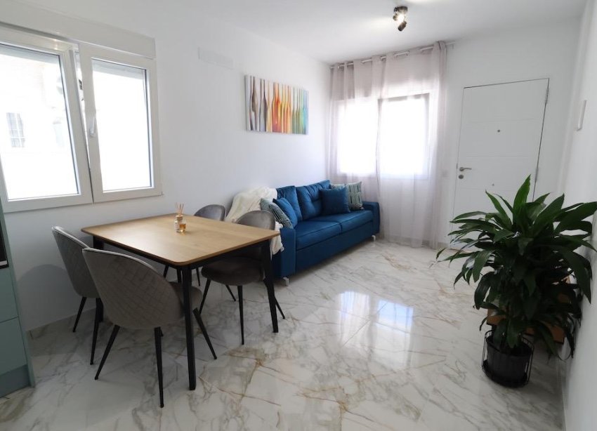 Reventa - Adosado - Torrevieja - San luis