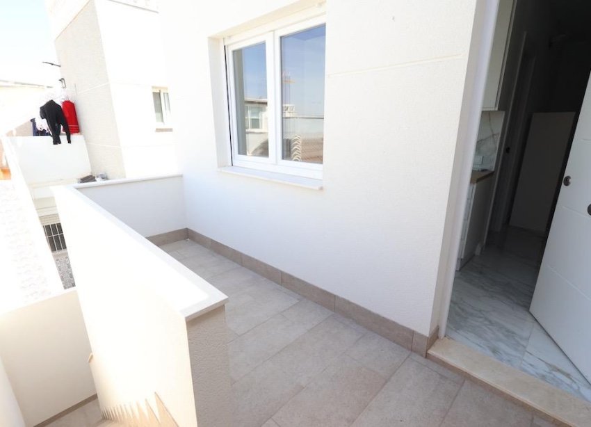 Reventa - Adosado - Torrevieja - San luis