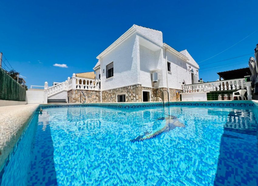 Reventa - Adosado - Torrevieja - San luis