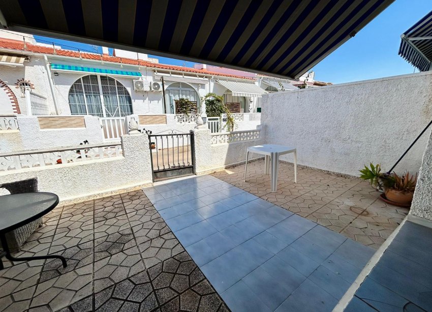 Reventa - Adosado - Torrevieja - San luis
