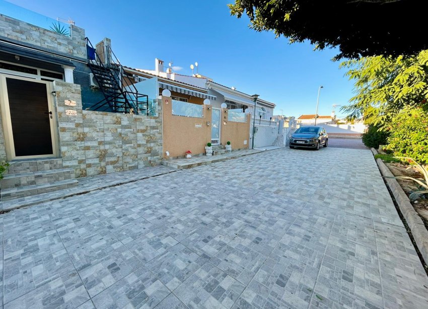 Reventa - Adosado - Torrevieja - Urbanización San Luis