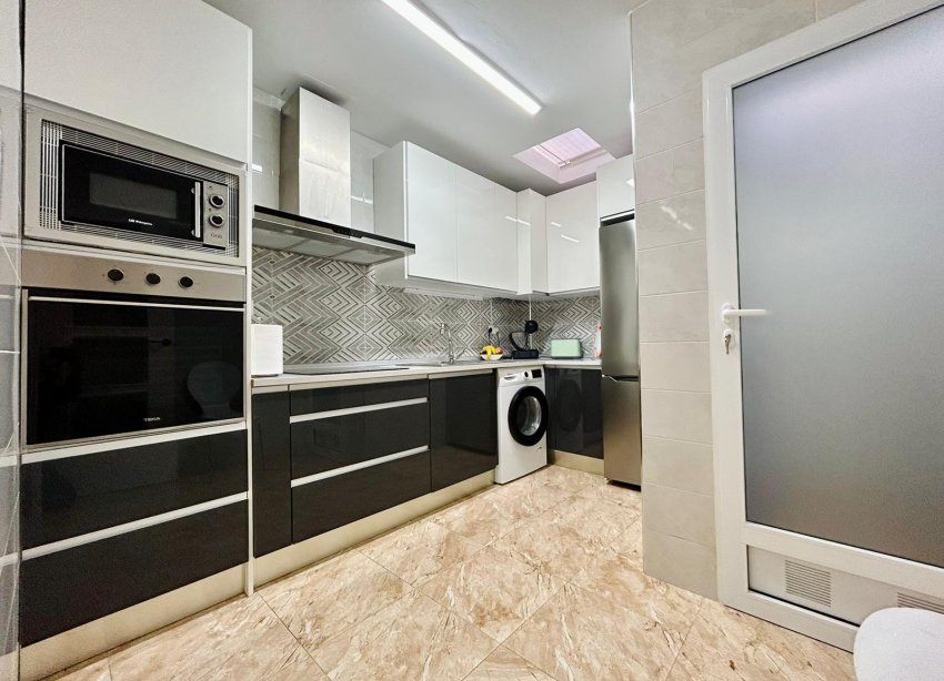 Reventa - Adosado - Torrevieja - Urbanización San Luis