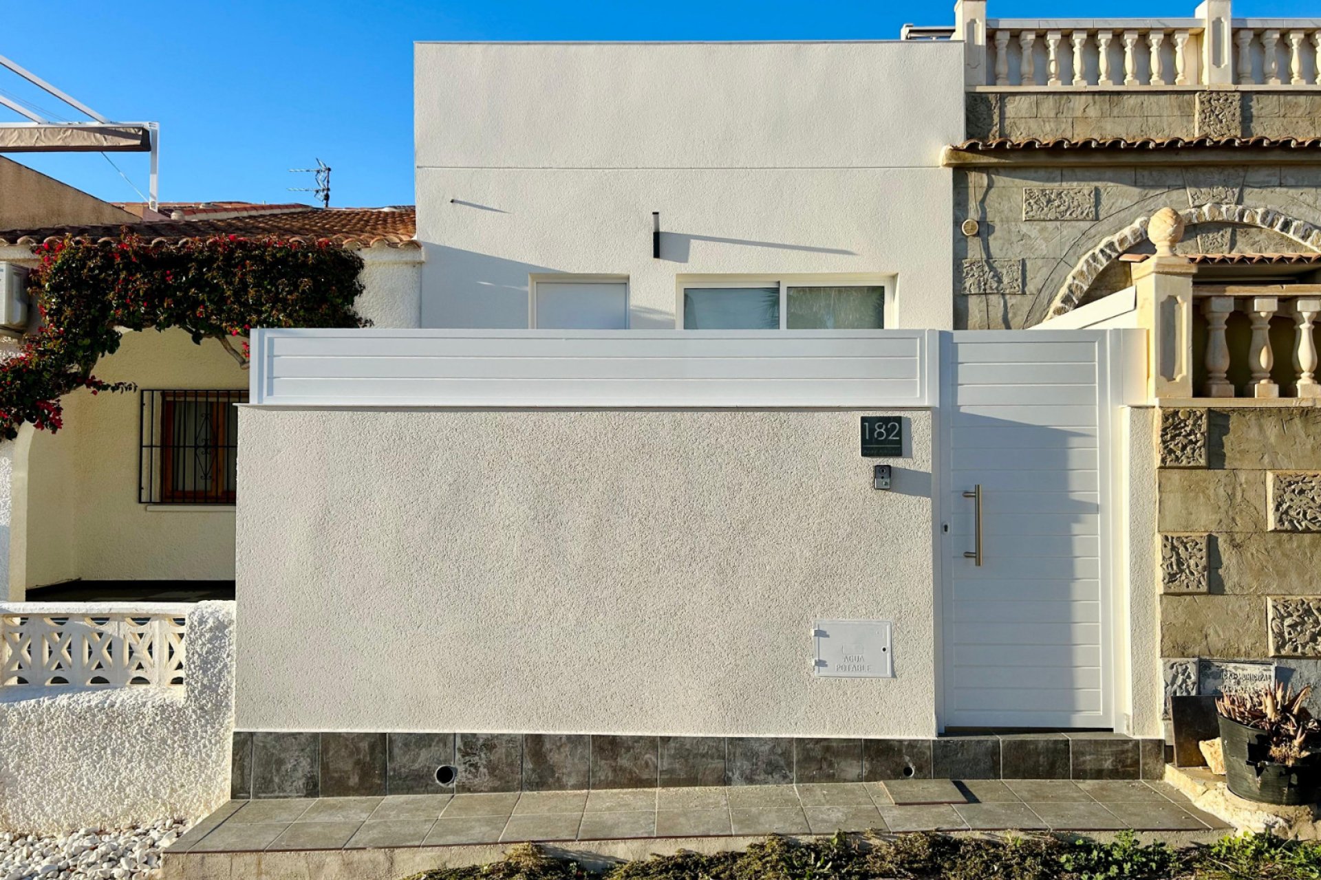 Reventa - Adosado - Torrevieja - Urbanización San Luis