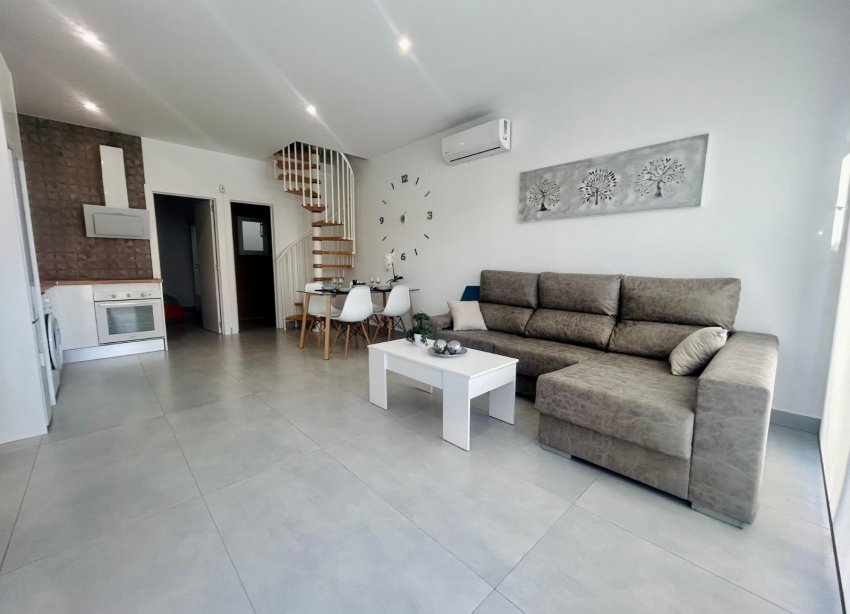 Reventa - Adosado - Torrevieja - Urbanización San Luis