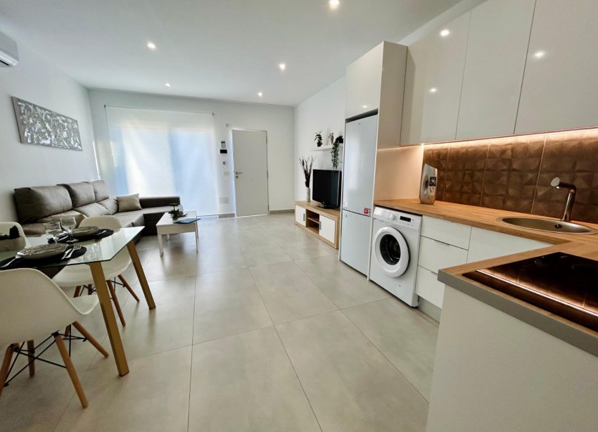 Reventa - Adosado - Torrevieja - Urbanización San Luis