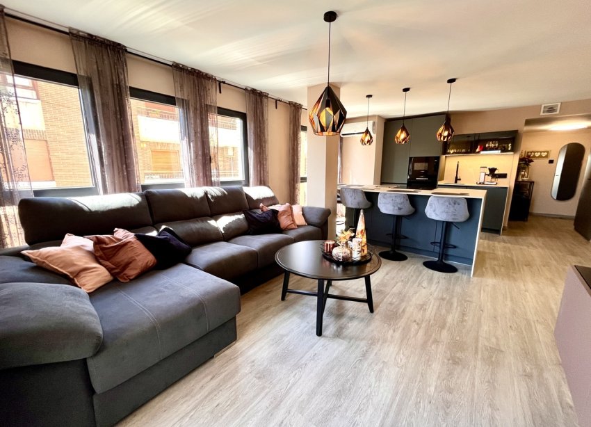 Reventa - Apartamento - Almoradí