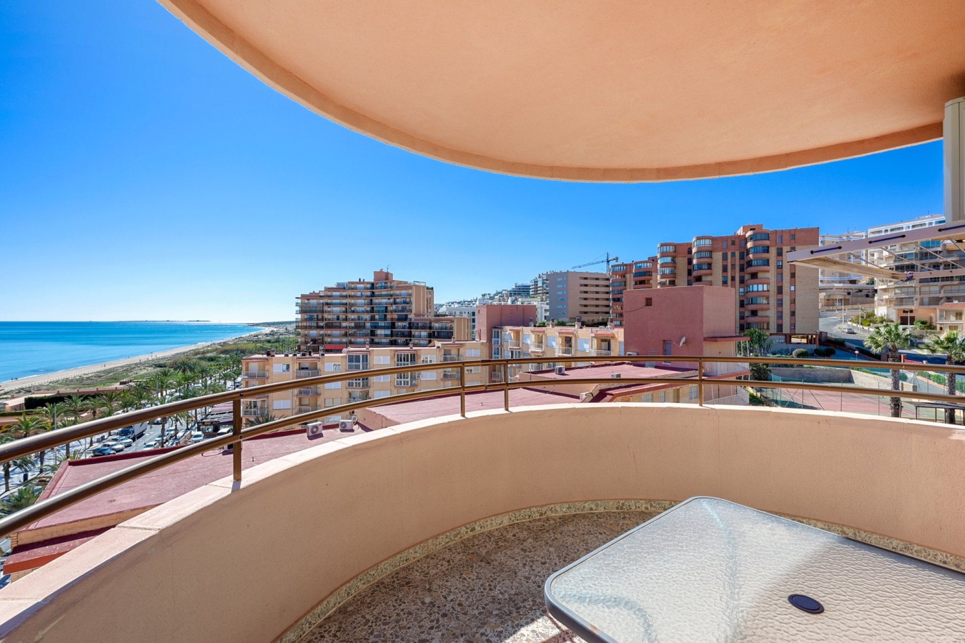 Reventa - Apartamento - Arenales del Sol - Segunda linea playa