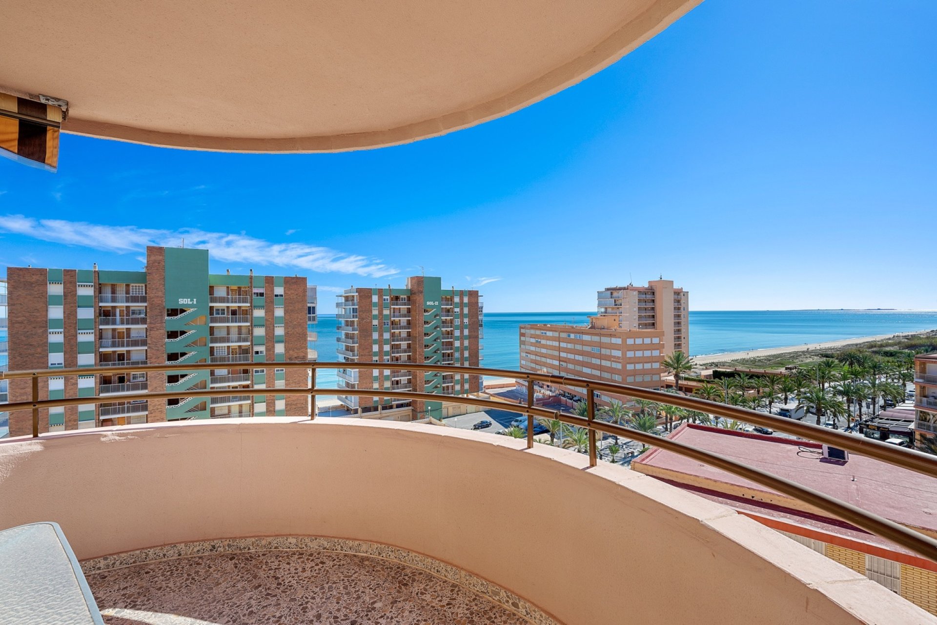Reventa - Apartamento - Arenales del Sol - Segunda linea playa