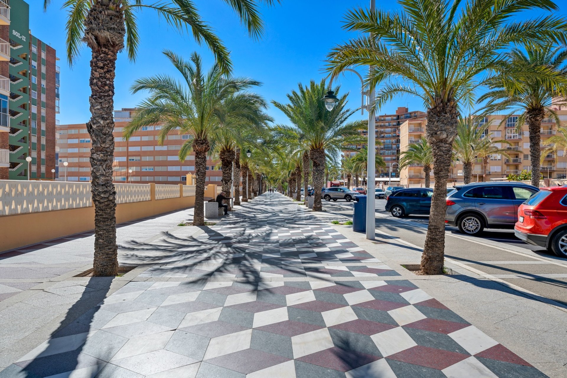 Reventa - Apartamento - Arenales del Sol - Segunda linea playa