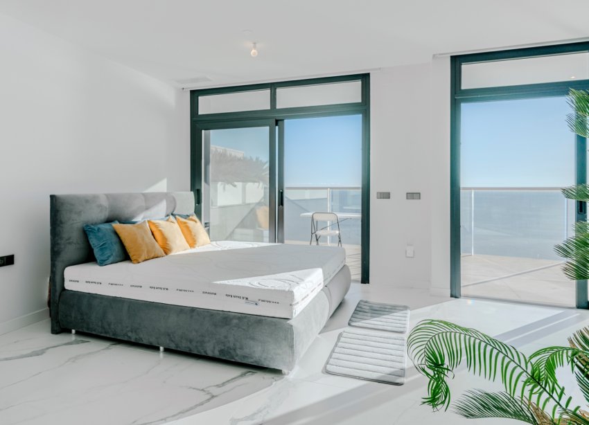 Reventa - Apartamento / Dúplex - Benidorm