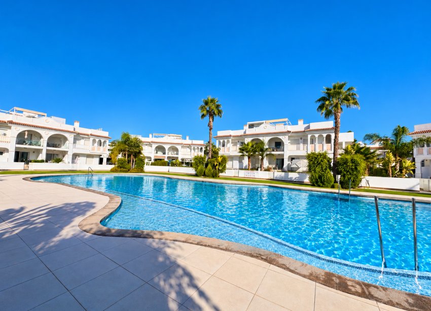 Reventa - Apartamento / Dúplex - Ciudad Quesada - Doña Pena