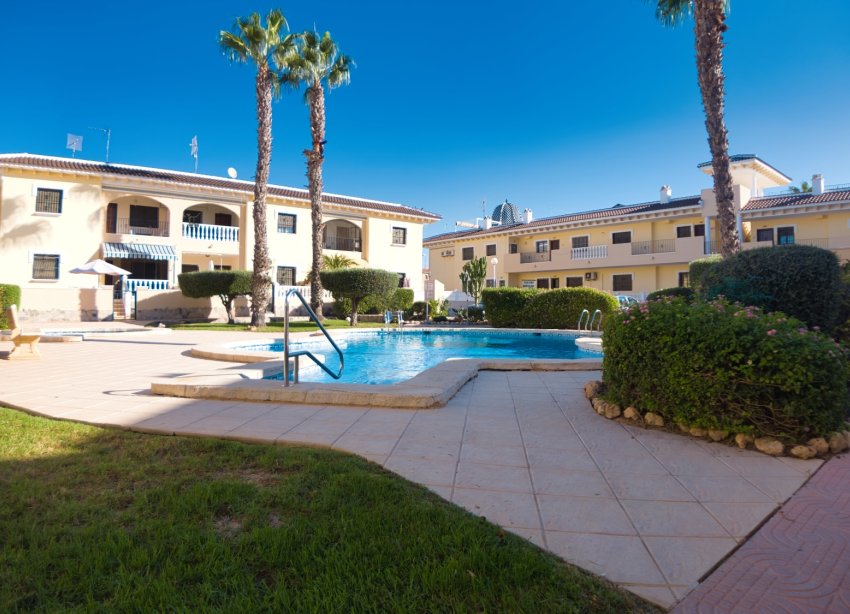 Reventa - Apartamento / Dúplex - Ciudad Quesada - Doña Pena