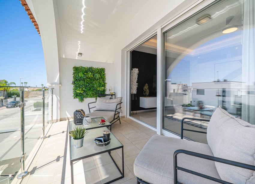 Reventa - Apartamento / Dúplex - Ciudad Quesada