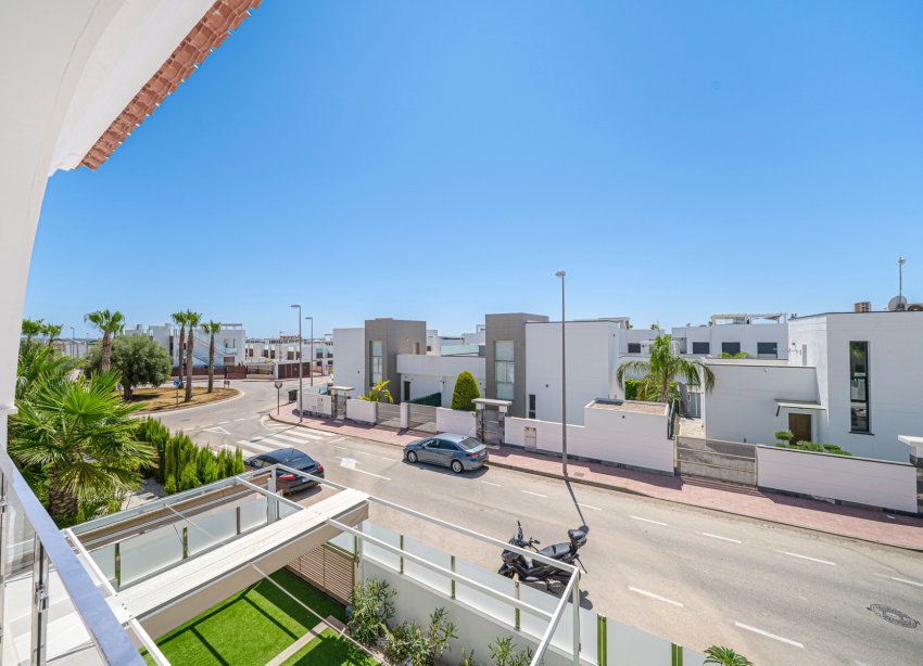 Reventa - Apartamento / Dúplex - Ciudad Quesada