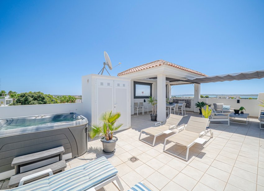 Reventa - Apartamento / Dúplex - Ciudad Quesada