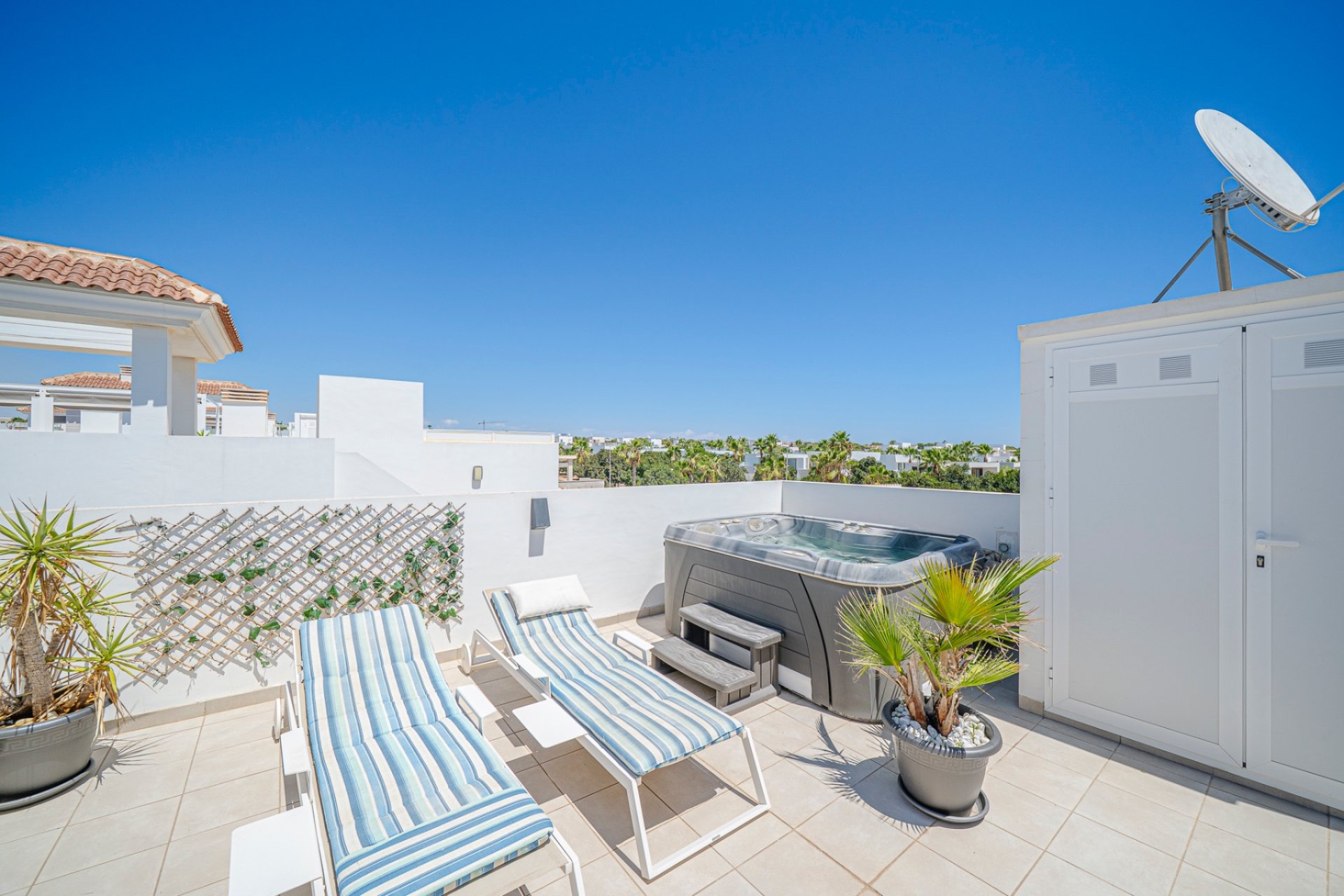 Reventa - Apartamento / Dúplex - Ciudad Quesada