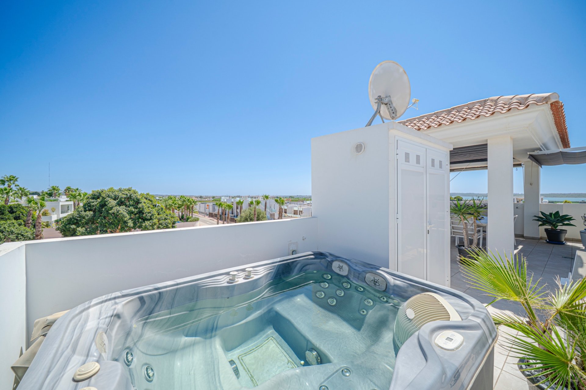 Reventa - Apartamento / Dúplex - Ciudad Quesada