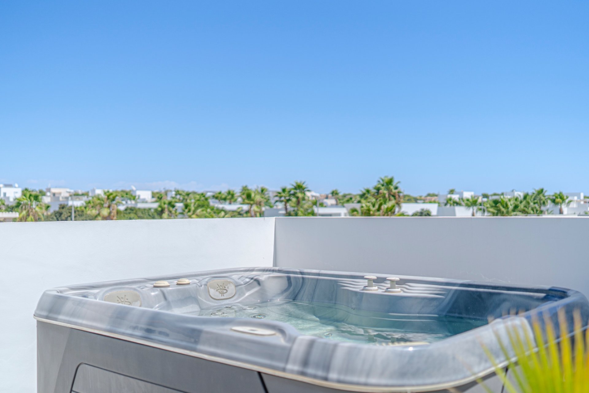 Reventa - Apartamento / Dúplex - Ciudad Quesada