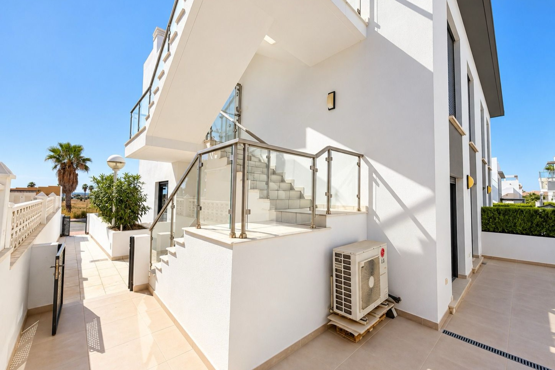 Reventa - Apartamento / Dúplex - Ciudad Quesada
