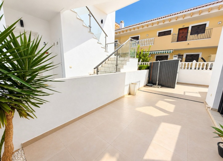Reventa - Apartamento / Dúplex - Ciudad Quesada