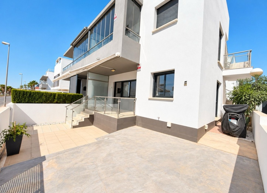 Reventa - Apartamento / Dúplex - Ciudad Quesada