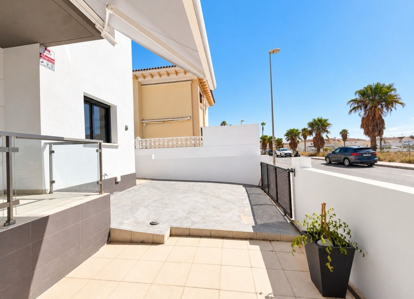 Reventa - Apartamento / Dúplex - Ciudad Quesada