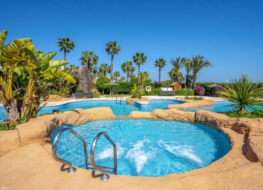 Reventa - Apartamento / Dúplex - Dehesa de campoamor - Campoamor