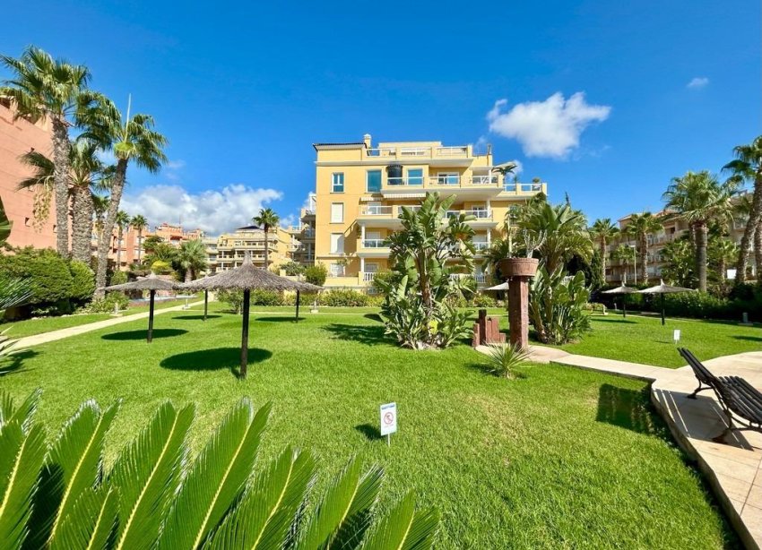 Reventa - Apartamento / Dúplex - Dehesa de campoamor - Campoamor