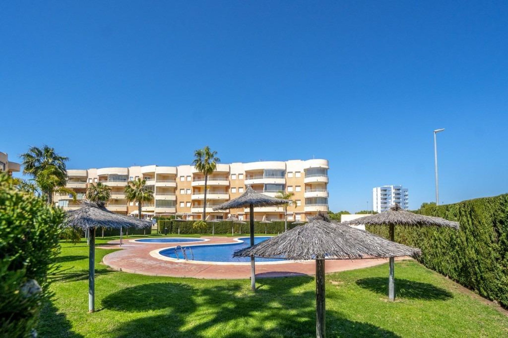 Reventa - Apartamento / Dúplex - Dehesa de campoamor - Campoamor