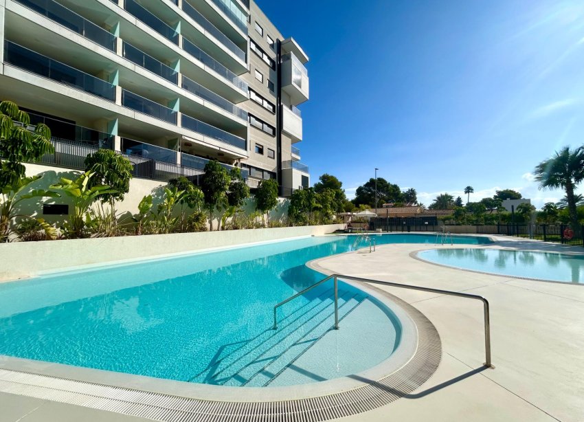 Reventa - Apartamento / Dúplex - Dehesa de campoamor - Campoamor