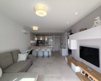 Reventa - Apartamento / Dúplex - El Raso