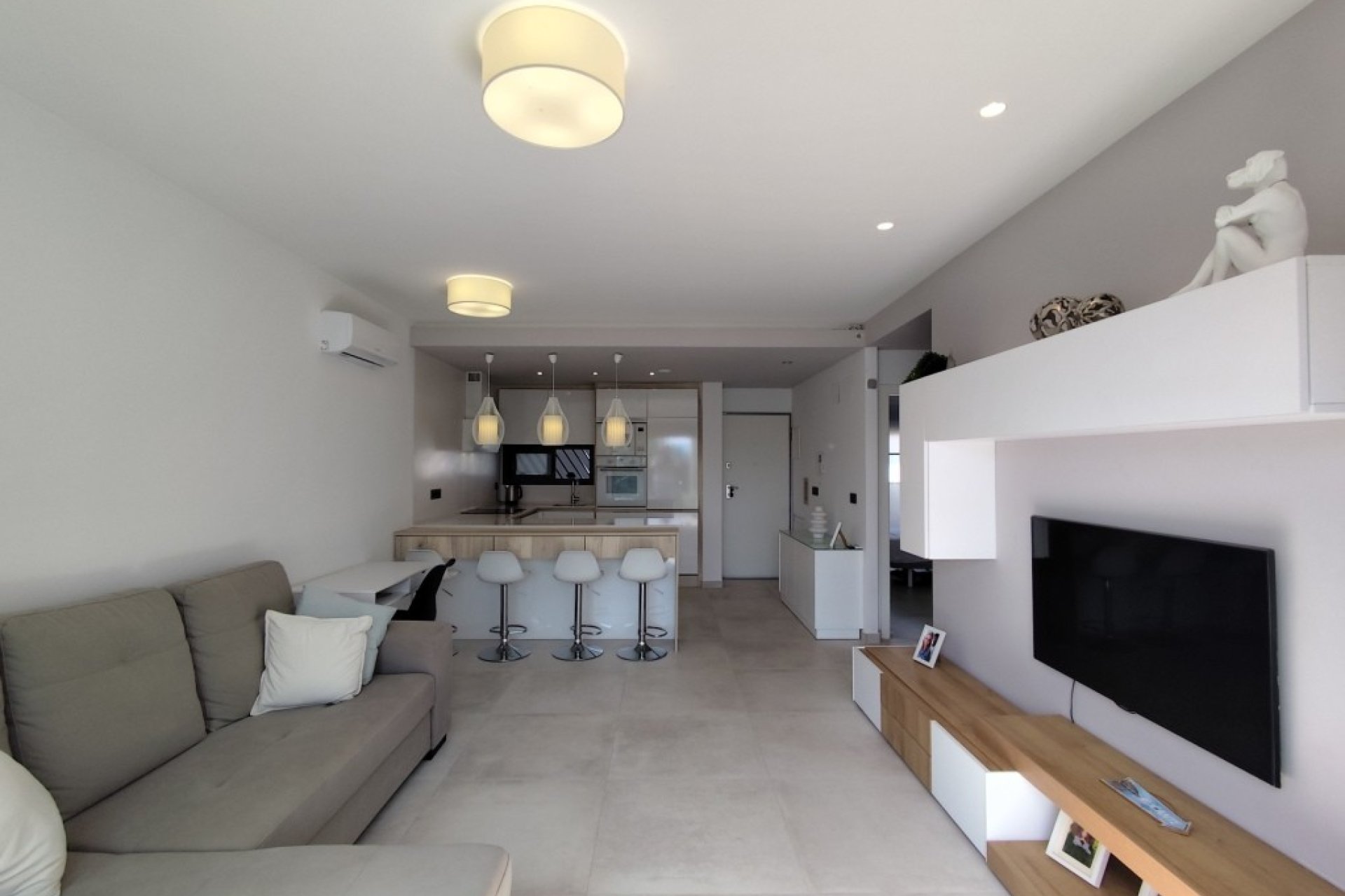Reventa - Apartamento / Dúplex - El Raso