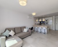 Reventa - Apartamento / Dúplex - El Raso