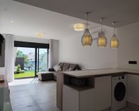 Reventa - Apartamento / Dúplex - El Raso