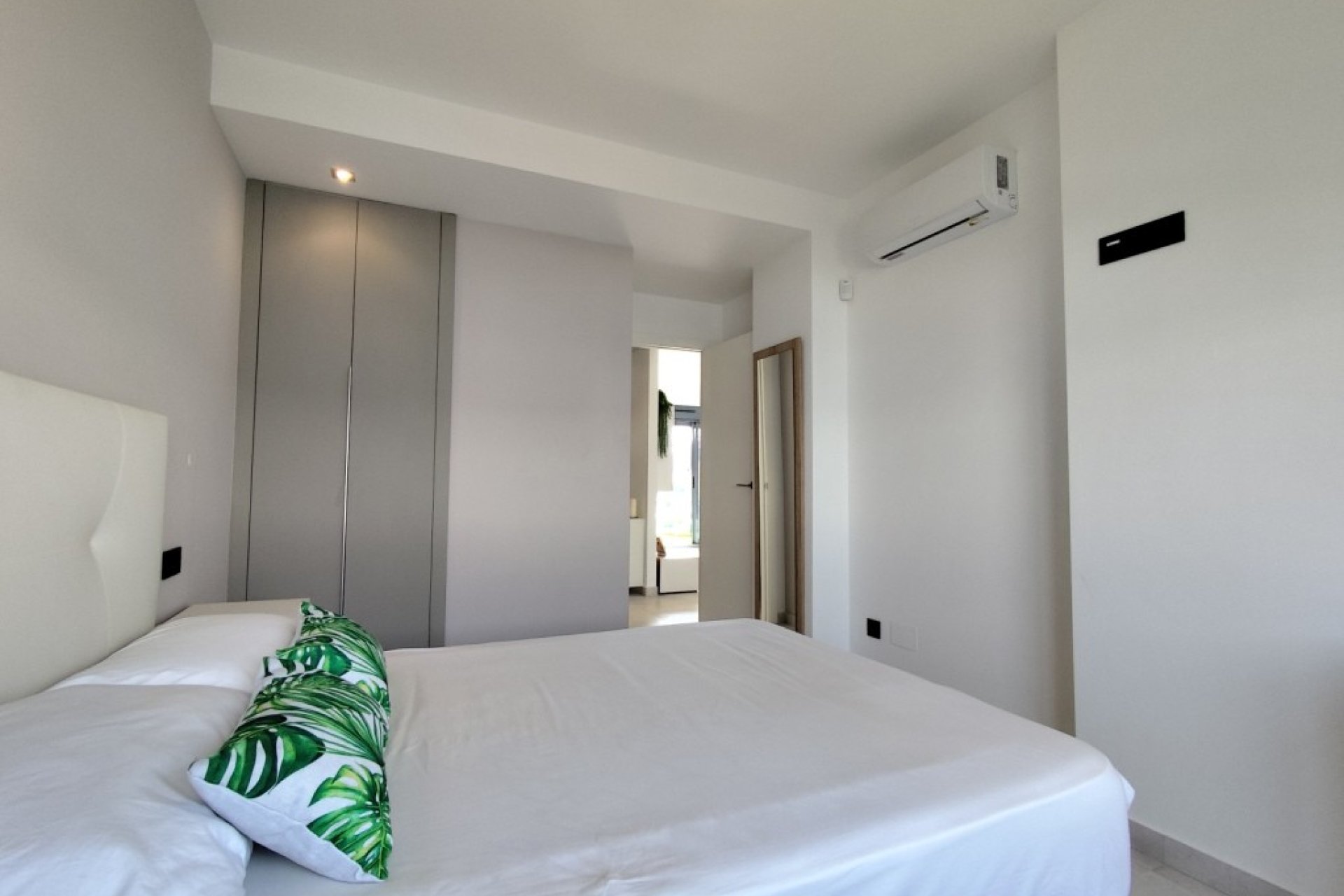 Reventa - Apartamento / Dúplex - El Raso
